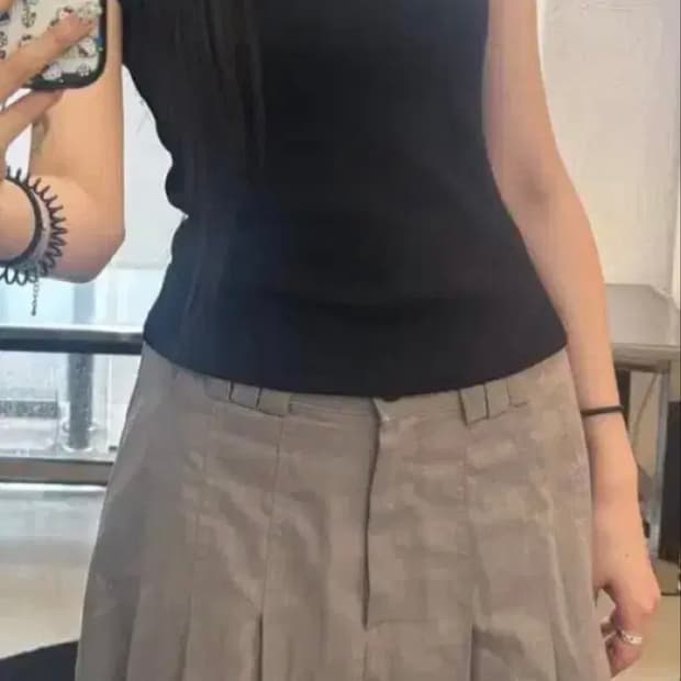 Aeae pleats skirt brown