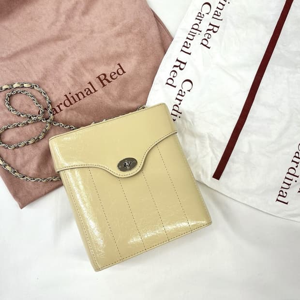 카디널레드 하디백 버터