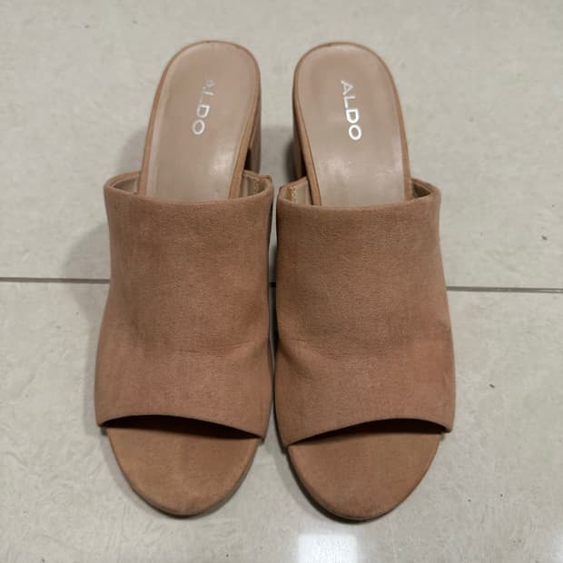ALDO 알도 스웨이드 뮬 베이지 240