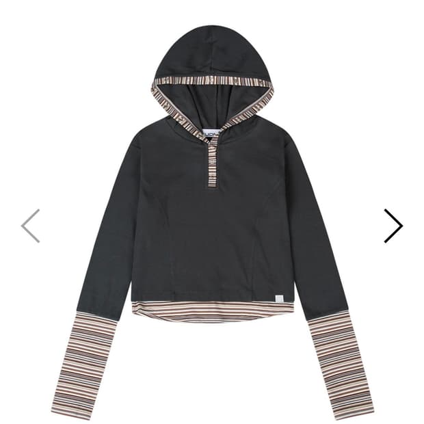 뚜오미오 STRIPE BUTTONED HOODIE [CHARCOAL]