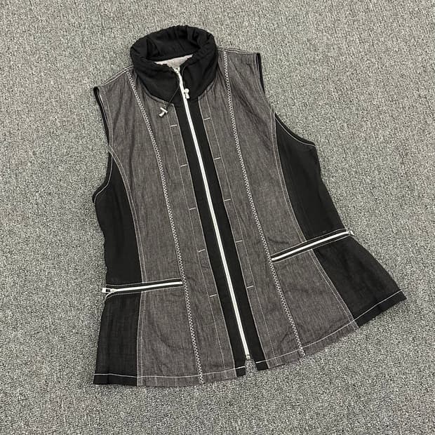 M)Japanese vintage 여성 스티치 디테일 블랙 베스트