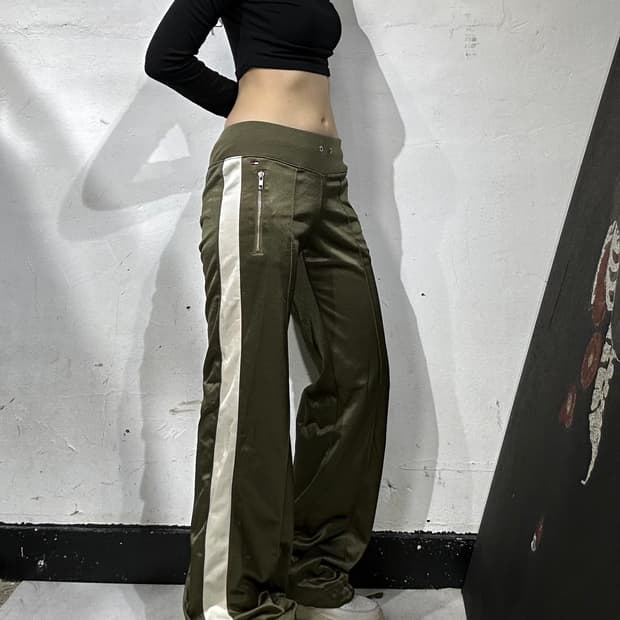 타미 힐피거 대대장 부츠컷 카키 사이드 라인 추리닝 바지 트레이닝 팬츠