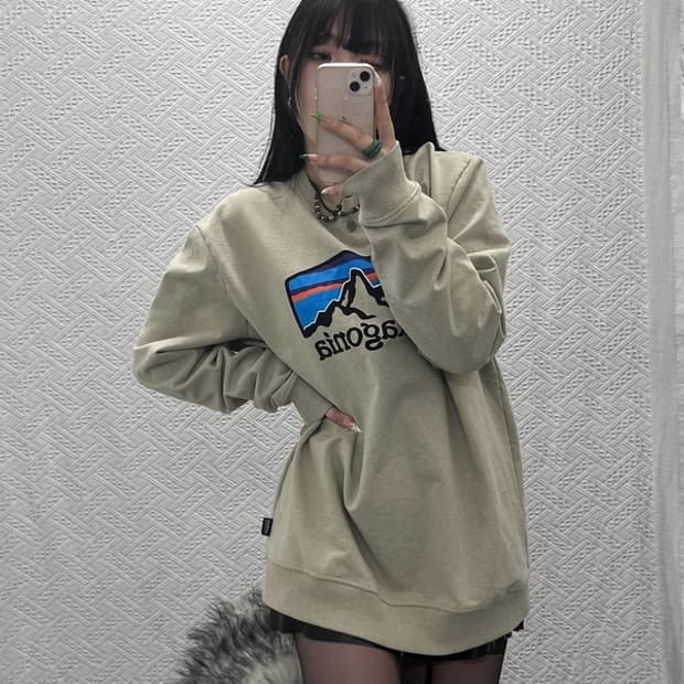 파타고니아 빈티지 레트로 빅로고 기모 맨투맨 L C09300