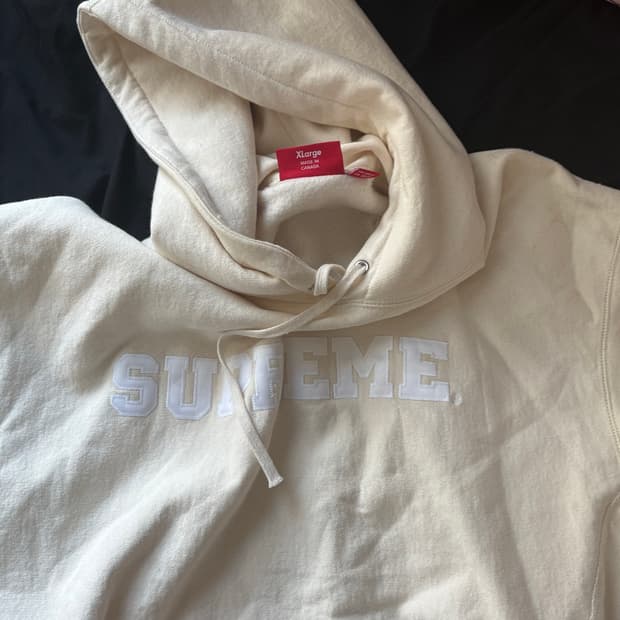 슈프림 컬리지에이트 후드 내츄럴 팔아요