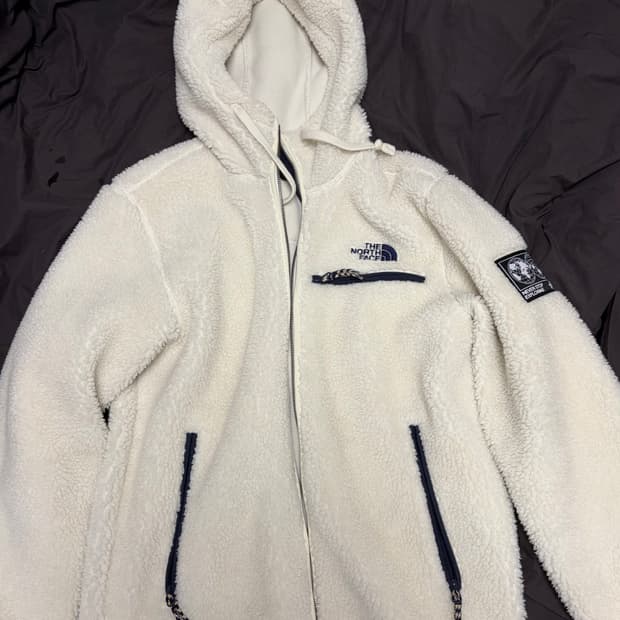 노스페이스 후리스 