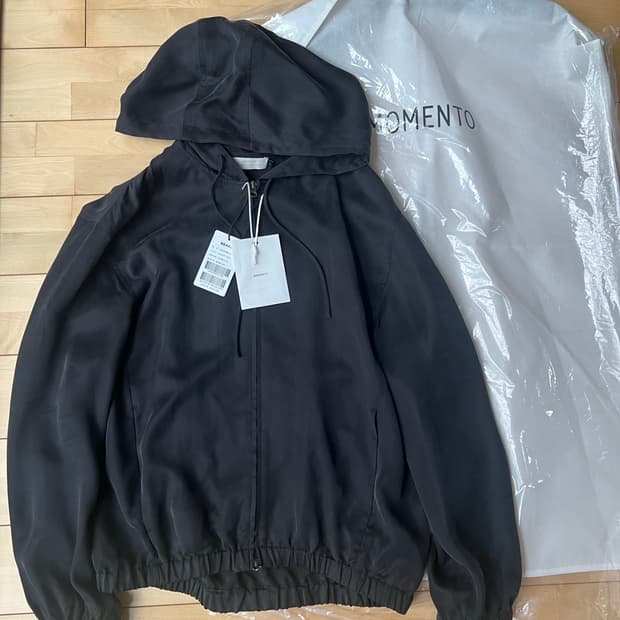 아모멘토 26ss 큐프로 후드집업