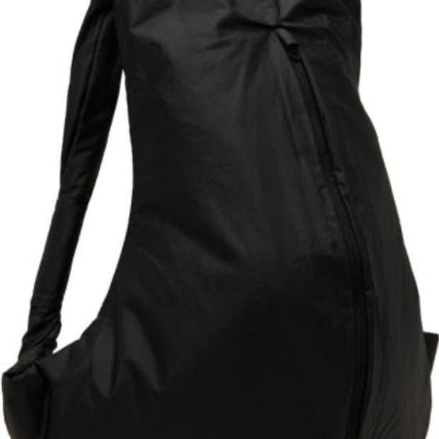 혜인서 드레이퍼리 백팩 구합니다