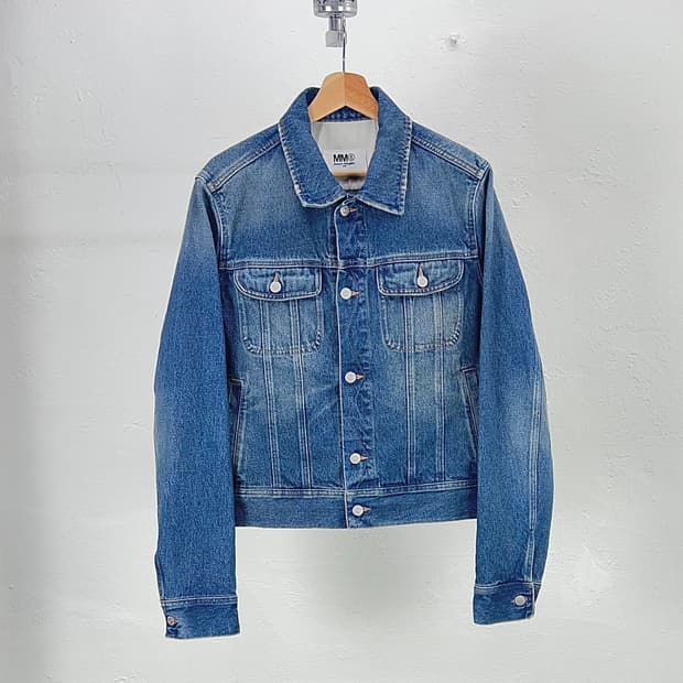 MM6 22fw 그린 캐스트 플랩 포켓 워싱 데님 자켓