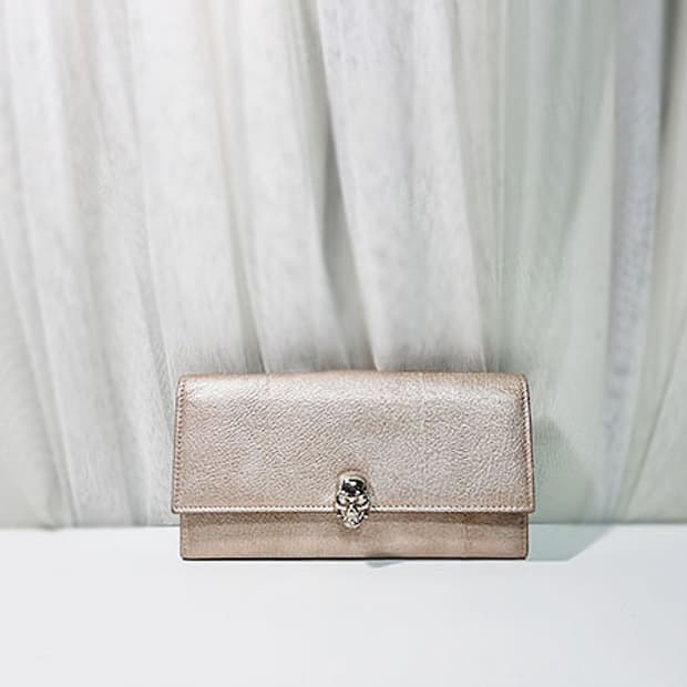 알렉산더맥퀸 장지갑