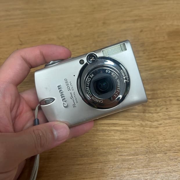 캐논 ixus 750
