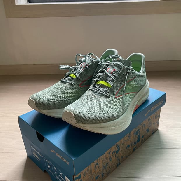 브룩스 하이페리온 엘리트 3 290mm