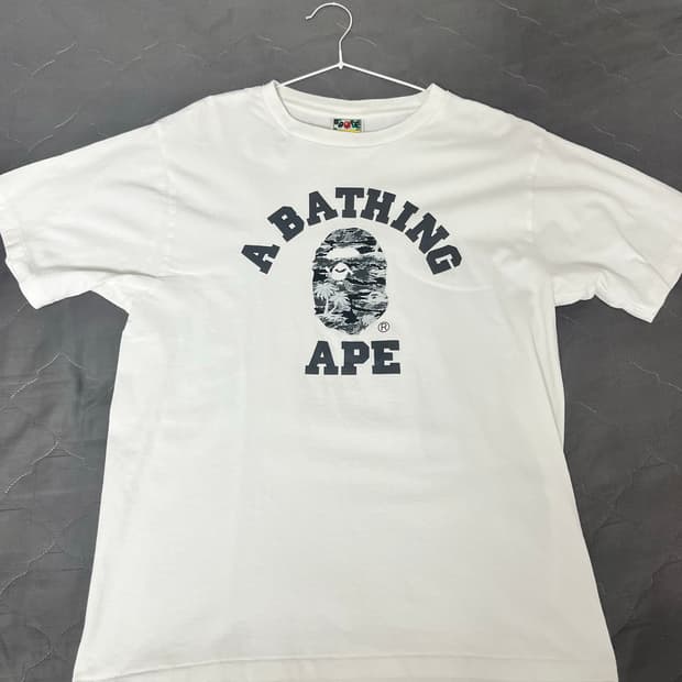 베이프 팜트리 컬리지 티셔츠m사이즈