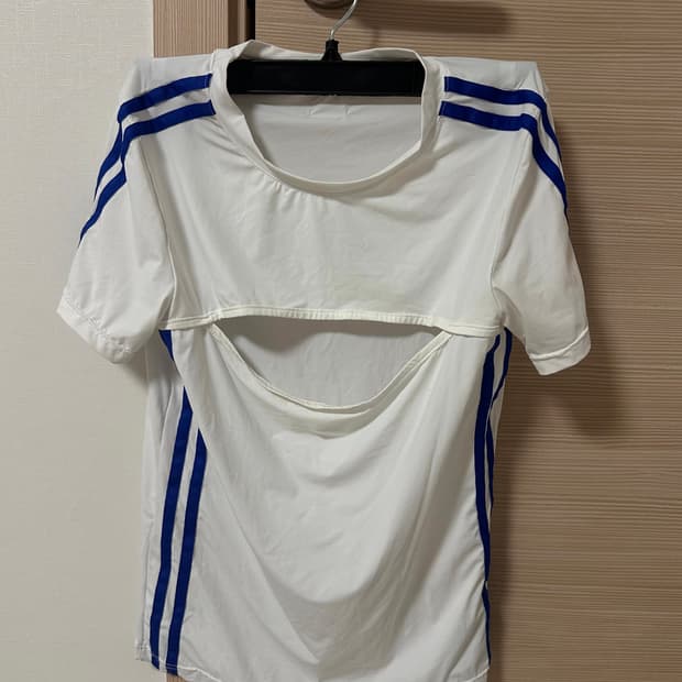 8division cutout white tee 사이즈 free
