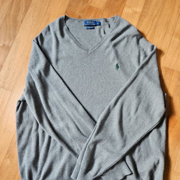 폴로 브이넥 니트 그레이 XL