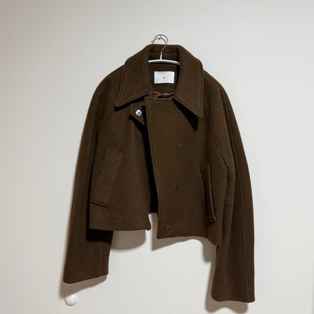 Le 르 브라운 알파카 숏 크롭 코트