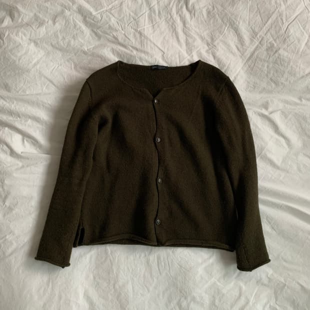 딥카키 베이직 가디건