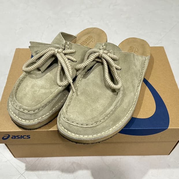[US9.5] 클락스 데저트 노마드 뮬