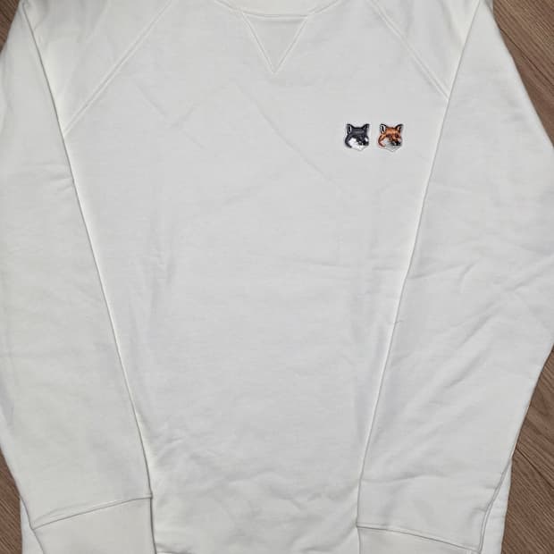 L) 메종키츠네 더블 헤드 패치 맨투맨