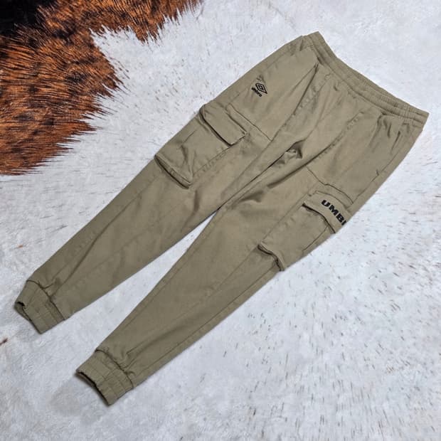 엄브로 카키 베이지 카고 조거팬츠