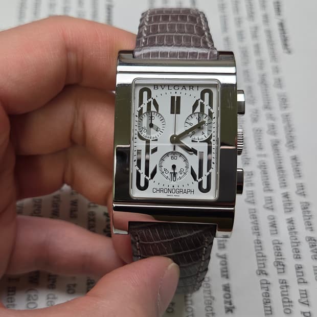 레어] 불가리 렉탕골로 사각탱크 크로노 라지스틸 쿼츠 화이트다이얼  