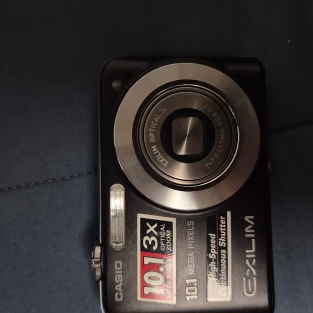 카시오 exilim z1050블랙