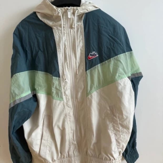 나이키헤리티지바람막이 나이키바막 나이키 윈드러너 나이키바람막이