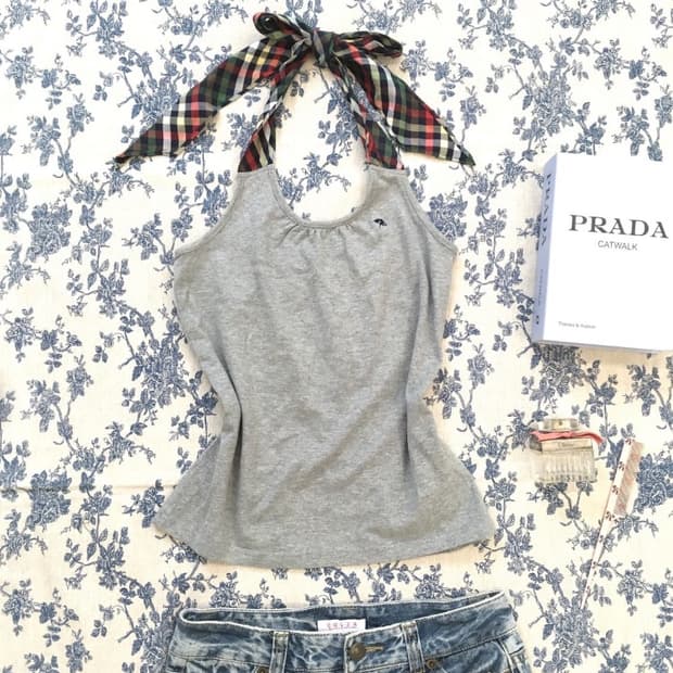 홀터 체크 슬리브리스