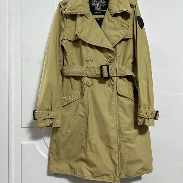 노비스 트렌치코트