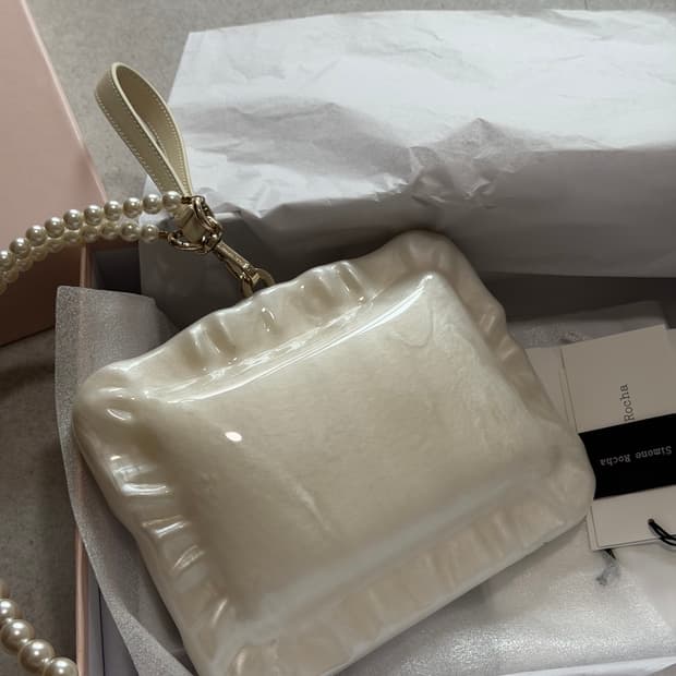 시몬로샤 펄 베개 커버 클러치 크로스 스트랩