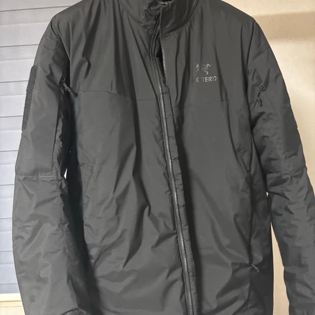 아크테릭스 리프콜드 자켓 논후드 블랙