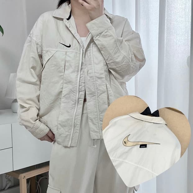 [정품] 나이키 아이보리 빅스우시 우븐 바람막이 [ XS ]