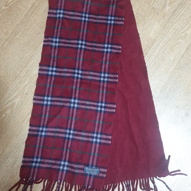 명품 버버리(영국정품)**남녀공용 클래식라인 최고가의 가장 멋진 캐시미어