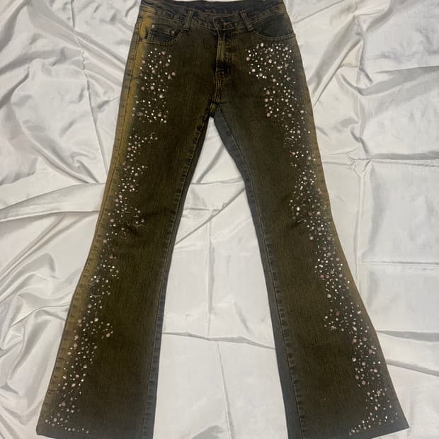 Beads Detail Washing Bootcut Jeans