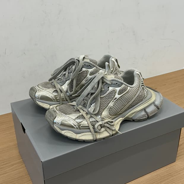 발렌시아가 3xl 에그쉘