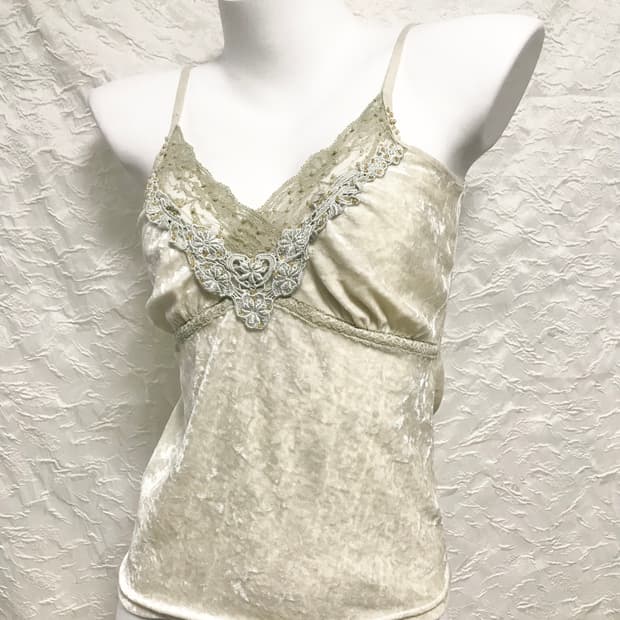 빈티지 페어리 레이스 벨벳 슬리브리스 탑