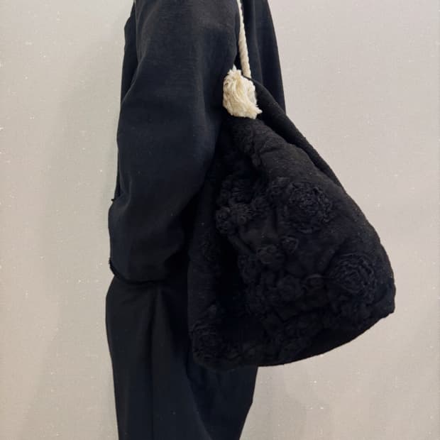 꼼데가르송 플라워 프릴 토트백