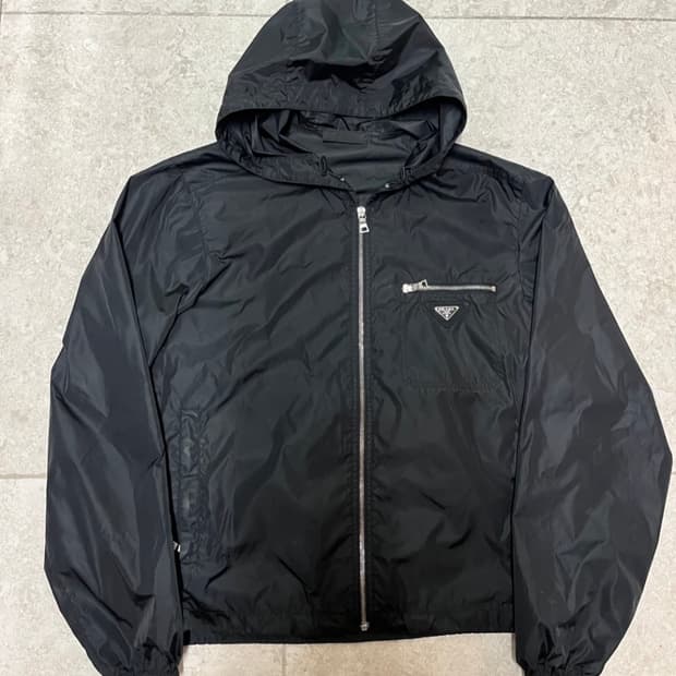 (정품)프라다 플라이트 로고 나일론 후드 자켓 바람막이