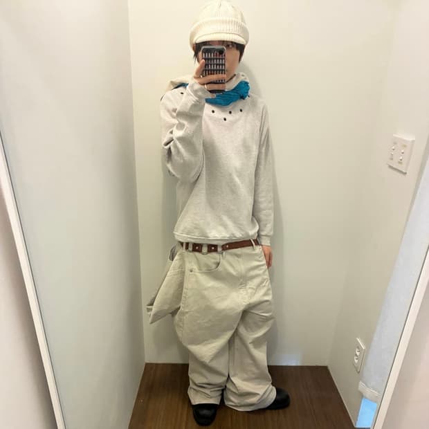 Maria Chen Pascual Studded Raglan Sweats