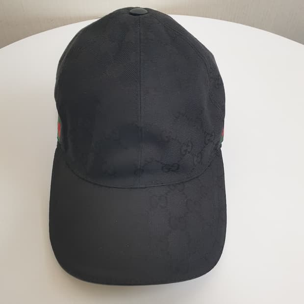 구찌 시그니처 매장판 볼캡 
