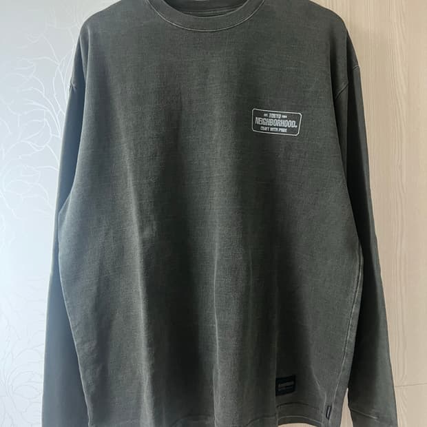 네이버후드 피그먼트다이드 긴팔티 105