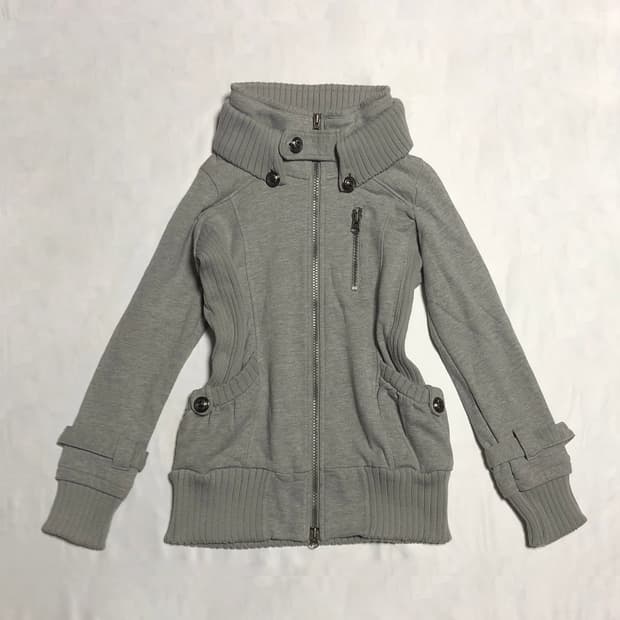 리브 버튼 후드 집업 그레이