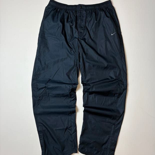 나이키 00's 우븐 세미 와이드 우븐 팬츠 PN8201