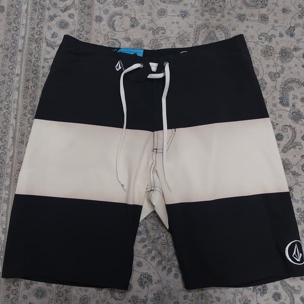 VOLCOM 볼컴 웨이크 보드숏/ 스윔팬츠 30사이즈
