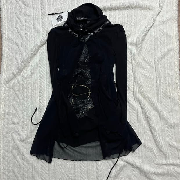 오즈온 ozz on 블랙 오리엔탈 원피스 큐빈파우닝리버티