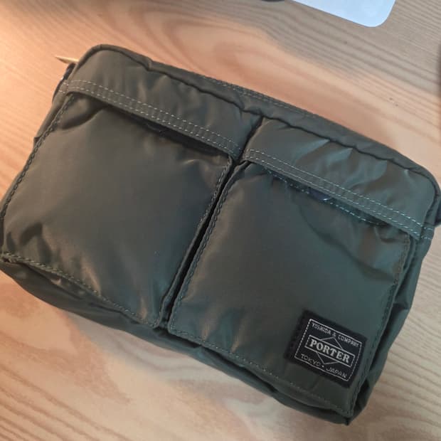 포터 탱커 슬링백 세이지 그린