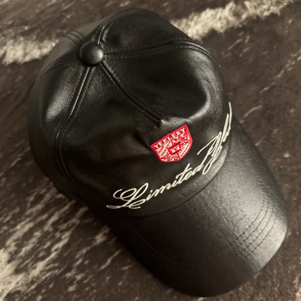 YEEL 패치 레더 볼캡