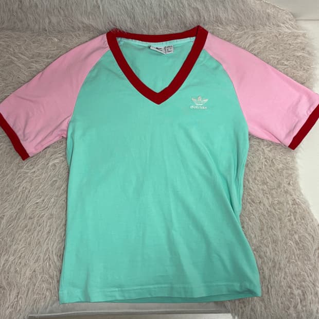 adidas t-shirts(xs)
