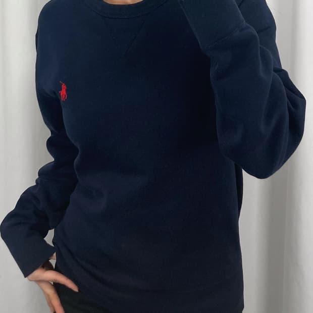 폴로 네이비 레드포니 맨투맨