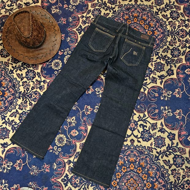 Raw Buck by 버커루 포켓 스티치 부츠컷 데님 팬츠 