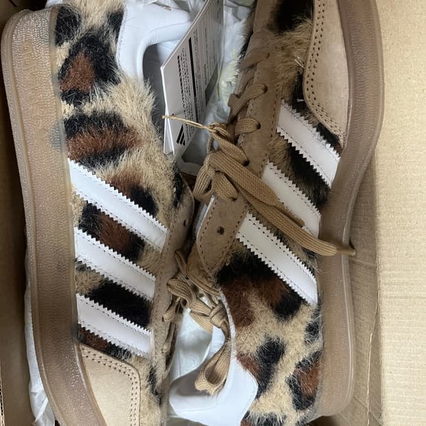 아디다스 레오파드 운동화